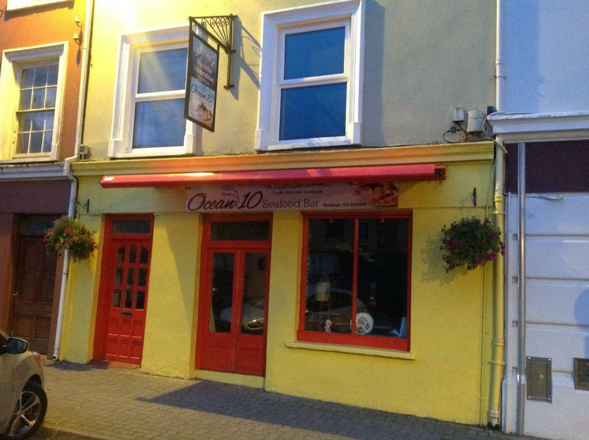 Sheehans On Main Street Kenmare Exterior photo